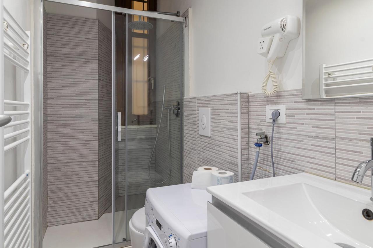 I Host Apartment - Londonio 19 ميلان المظهر الخارجي الصورة