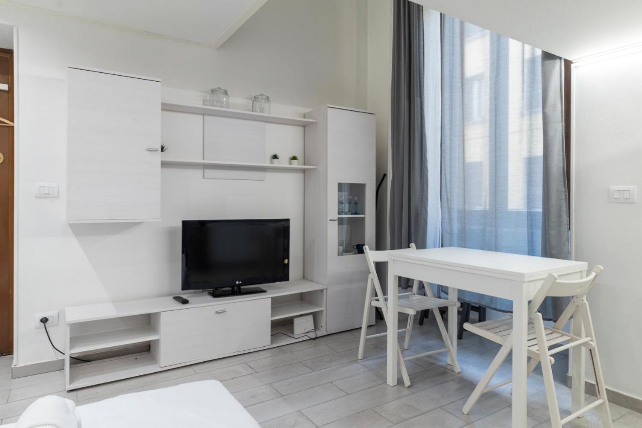 I Host Apartment - Londonio 19 ميلان المظهر الخارجي الصورة